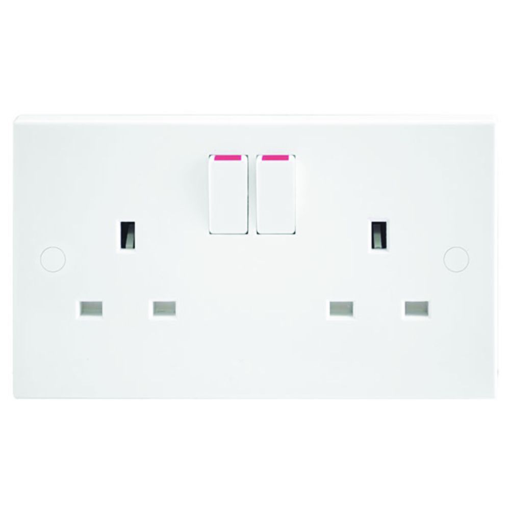 Socket Switched 2 Gang Double Pole